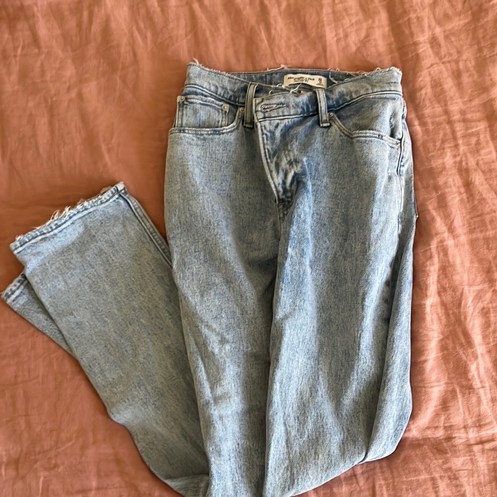 Abercrombie curve love 90’s straight